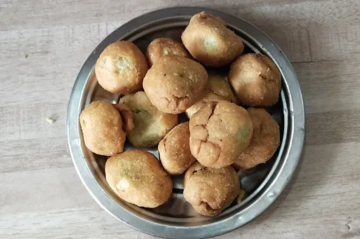 Gujarati Mini Kachori