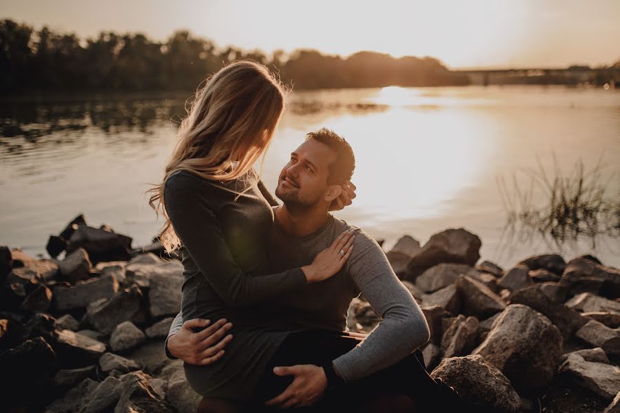 Fotografo di matrimoni Zsolt Sári (zsoltsari). Foto del 28 luglio 2019