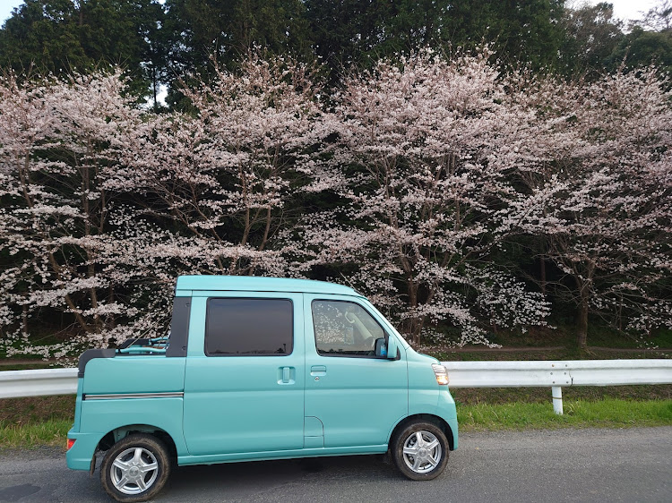 ハイゼットデッキバンの婀さんが投稿したカスタム事例の投稿画像1枚目