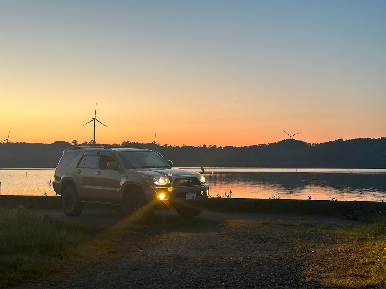 ハイラックスサーフのハイラックスサーフ215・グリルガードに関するカスタム事例の投稿画像1枚目