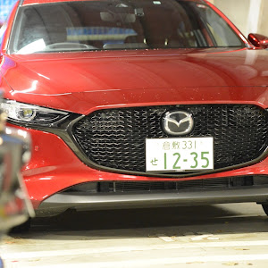 MAZDA3