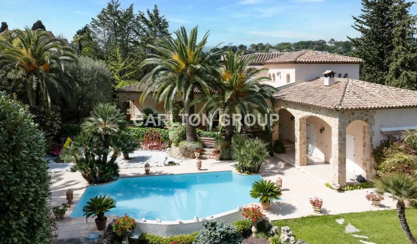 Villa with pool Mougins