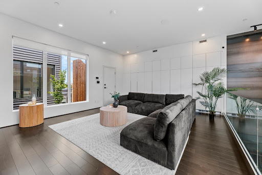 Apartment 4
