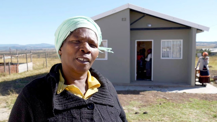 Nombulelo Bonte outside her new home