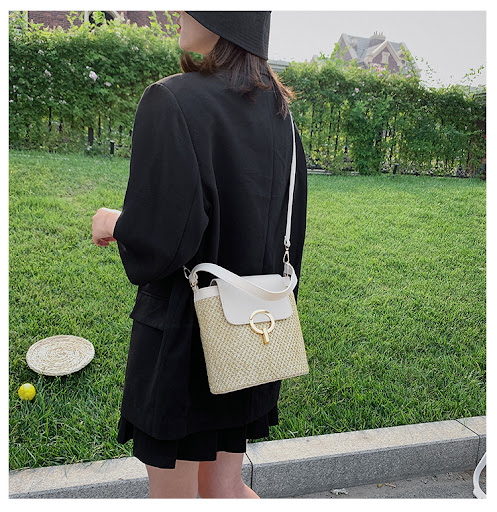 Title 4, Lock Straw Woven Bag, Portable Bucket Bag, Shou...