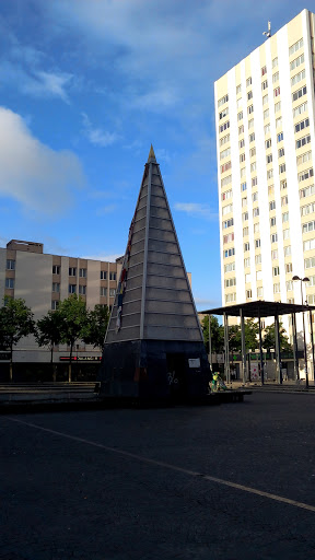 Place des Fêtes