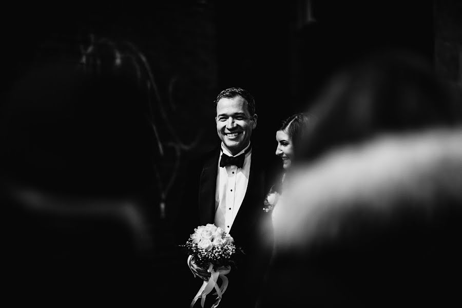 Fotografo di matrimoni Roberto De Riccardis (robertodericcar). Foto del 16 febbraio 2019