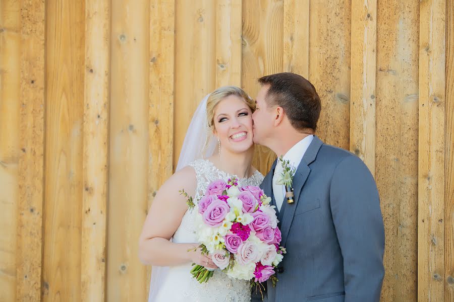 Fotógrafo de casamento Caitlin Hazelton (caitlinhazelton). Foto de 9 de setembro 2019