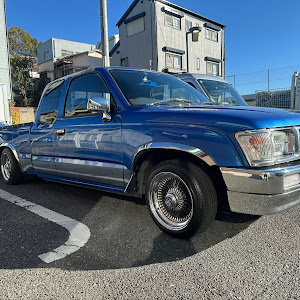 ハイラックススポーツピックアップ RZN152H