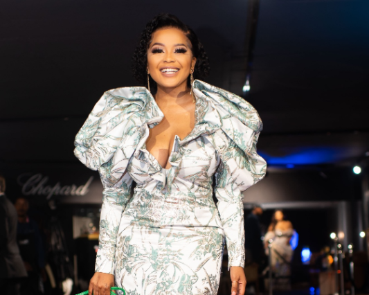 Lerato Kganyago was serenaded by Kenni Lattimore