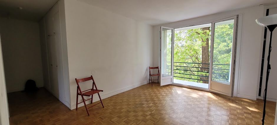 Location  appartement 3 pièces 62.96 m² à Sevres (92310), 1 350 €