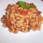 Homestyle Beef, Macaroni and Cheese was pinched from <a href="http://allrecipes.com/Recipe/Homestyle-Beef-Macaroni-and-Cheese/Detail.aspx" target="_blank">allrecipes.com.</a>