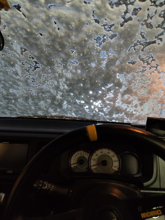 アルトの今年最後の洗車・外気温3℃・アルトターボRSに関するカスタム事例の投稿画像1枚目
