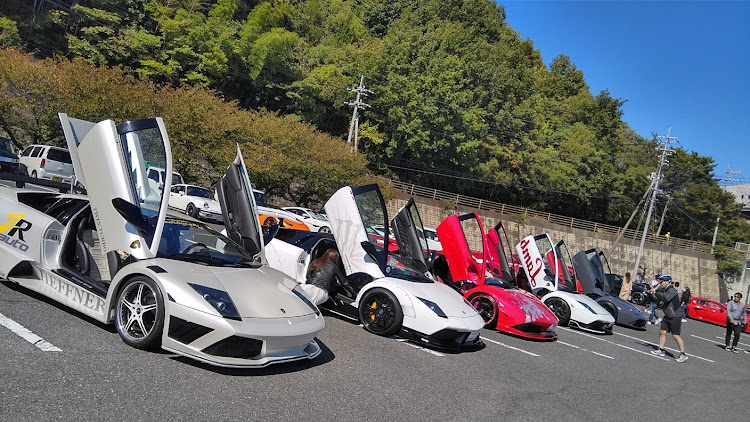 ミニ コンバーチブルのラピスラグジュアリーブルー・ミニコンバーチブル・大三島・KHC CLUB JAPAN・多々羅しまなみ公園に関するカスタム事例の投稿画像2枚目