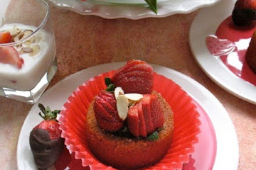 Strawberry Pecan Short Cake with Vanilla Bean Yogurt