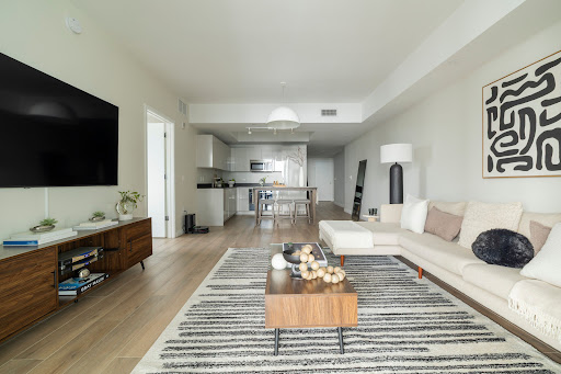 Apartment with pool 3