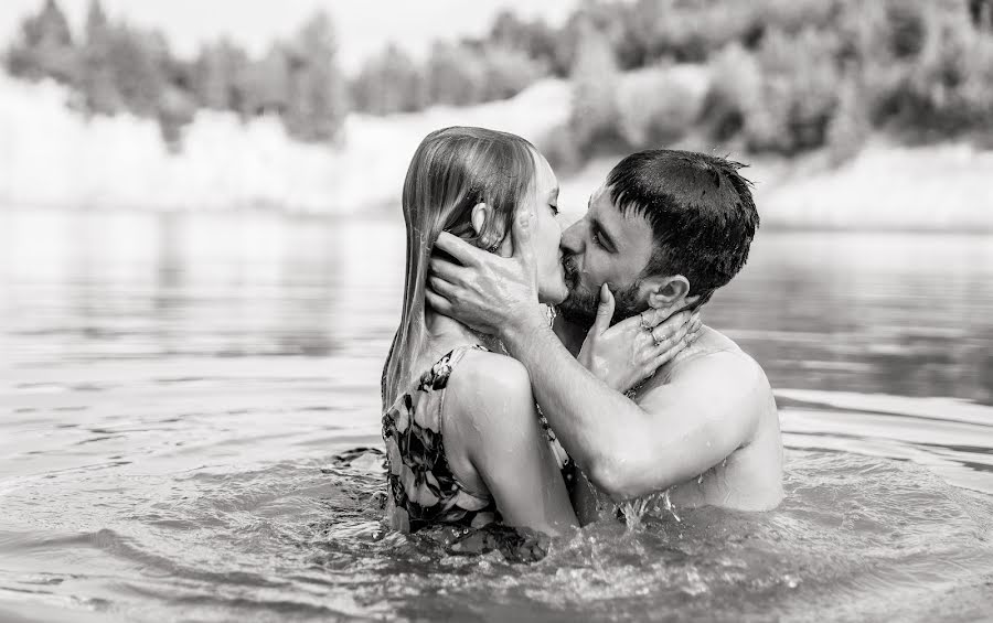 Wedding photographer Andrey Sasin (andrik). Photo of 19 August 2021