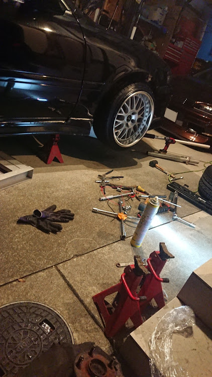 チェイサーのDIY・車高調整・ホイール交換・ナックル交換・VS-XXに関するカスタム事例の投稿画像3枚目