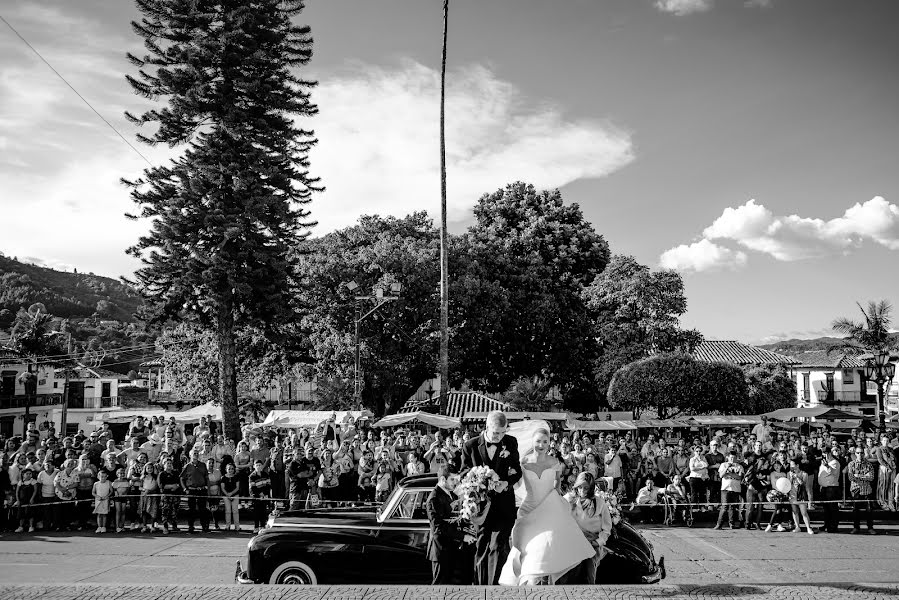 Fotografo di matrimoni Gabo Ochoa (gaboymafe). Foto del 17 ottobre 2019