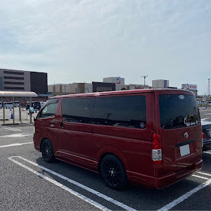 ハイエースバン TRH200V