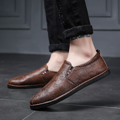 Title 13, Lazy mens casual leather shoes, comfortable an...
