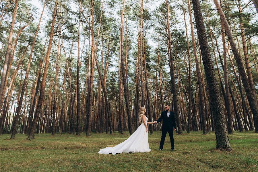 Wedding photographer Oleg Podyuk (davisdm). Photo of 12 November 2020