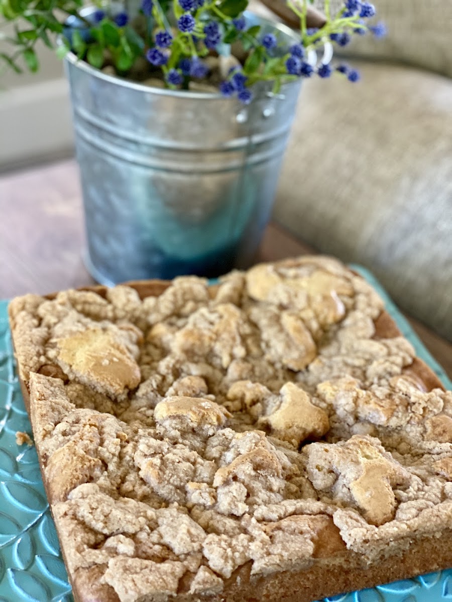 Sour cream coffee cake