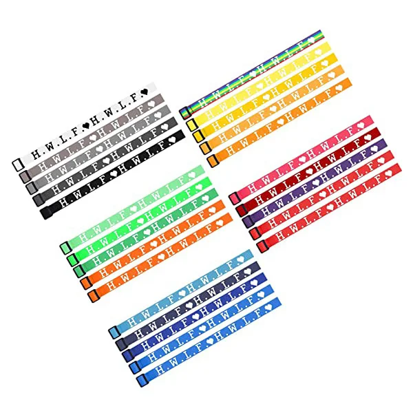 Verstelbare armband met Engelse letters in Europese en Amerikaanse kleuren, Ins-stijl, ideaal voor een modieuze uitstraling.
