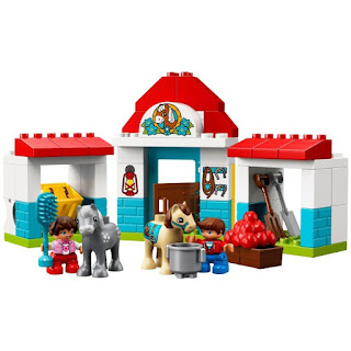 Конструктор Duplo Town Конюшня на ферме Lego за 2 000 руб.