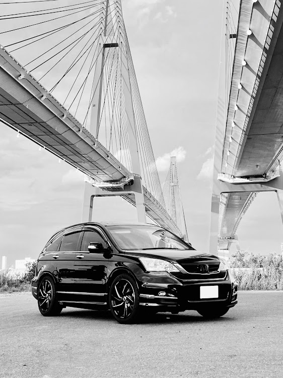 CR-Vの🇺🇸✨ゴールデン・ゲート・ブリッジ風・Black and RED・silver colour✨・２１時だよ！全員集合！！に関するカスタム事例の投稿画像6枚目