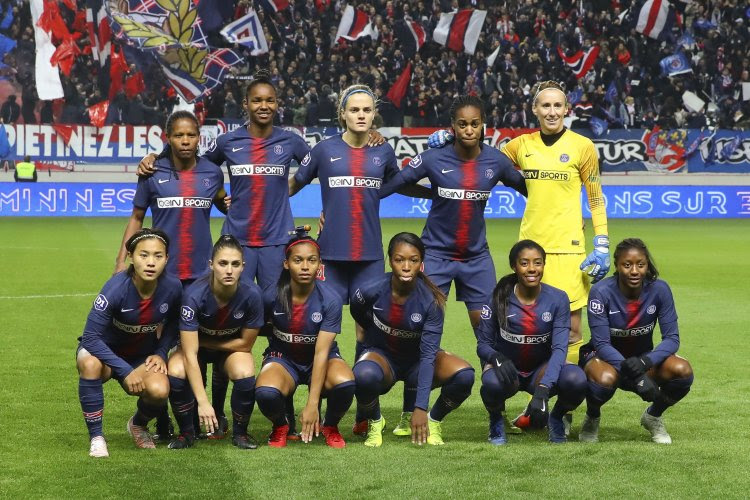 Les Parisiennes ont pu compter sur une ambiance de feu pendant qu'elles battaient l'OM 11-0