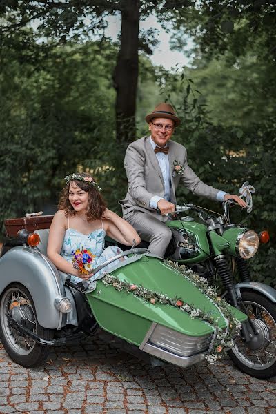 Photographe de mariage Ella Wayfarer (ellawayfarer). Photo du 30 août 2022