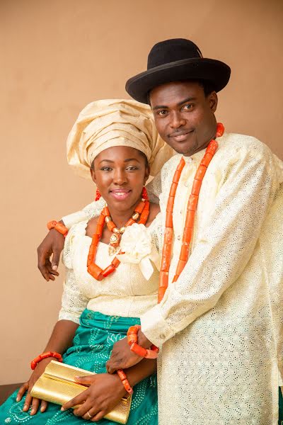 Fotógrafo de casamento Kayode Ajayi (purplecrib). Foto de 30 de agosto 2022