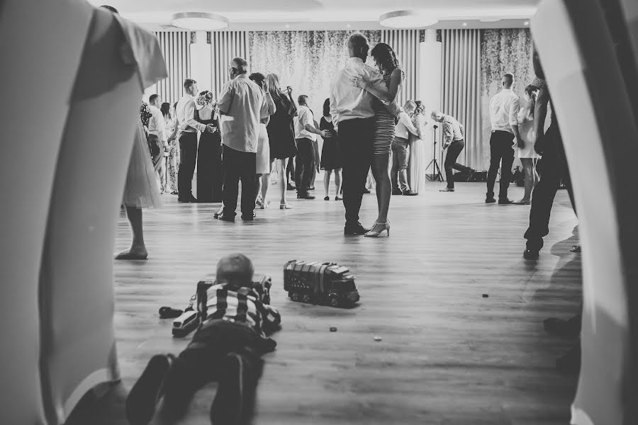 Wedding photographer Marcin Walawender (marcinwalawende). Photo of 28 August 2019