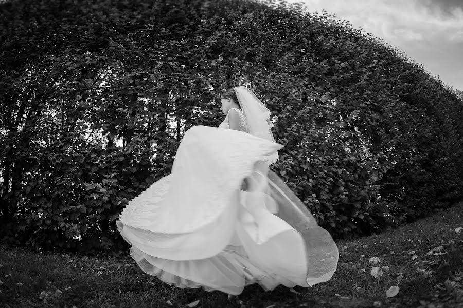 Wedding photographer Tina Markovkina (shell). Photo of 18 August 2015