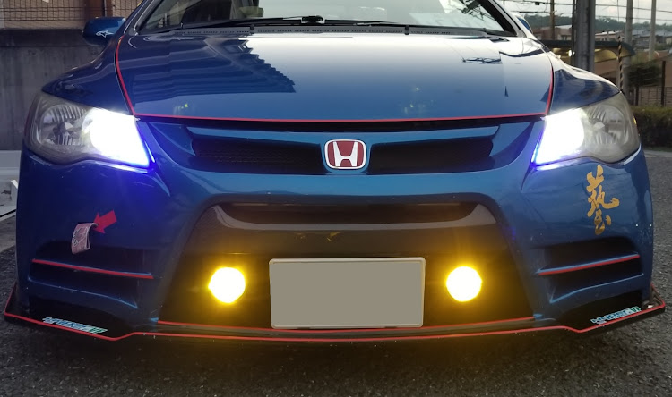 シビックタイプRのシビック FD2・フォグランプ取付・DIY・レッドメモリー・IPFに関するカスタム事例の投稿画像2枚目