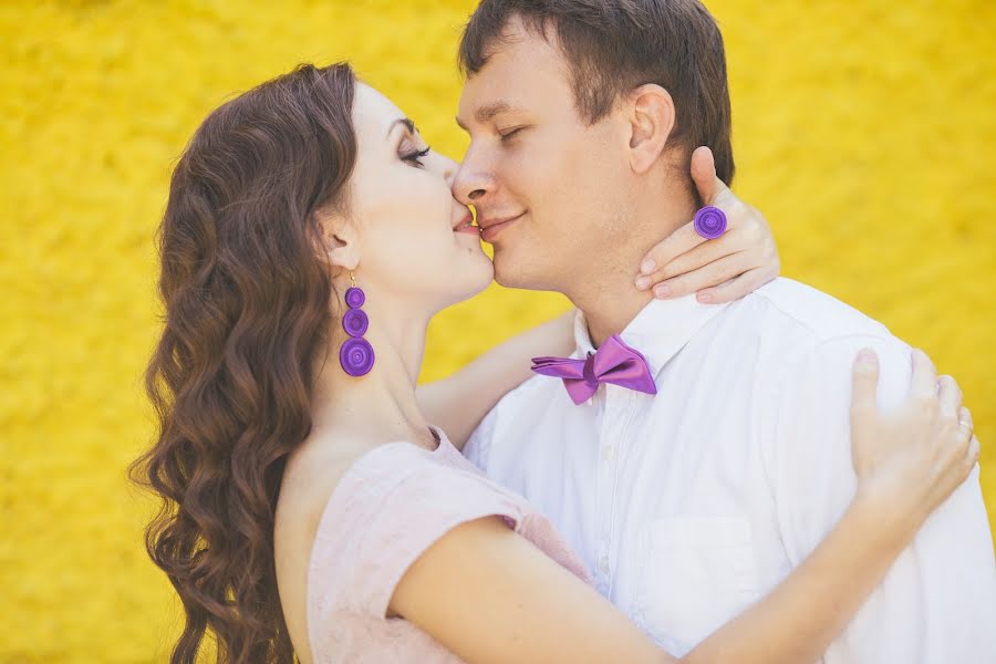 Fotógrafo de casamento Kseniya Simakova (sk-photo). Foto de 25 de março 2016