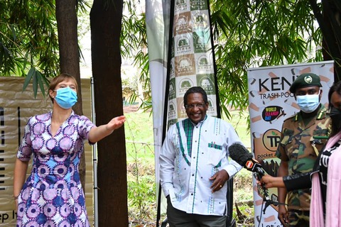 Estonian President Kersti Kaljulaid, Environment CS Keriako Tobiko and Kenya Forest Chief Conservator Julius Kamau at Michuki Memorial Park on September 11, 2021