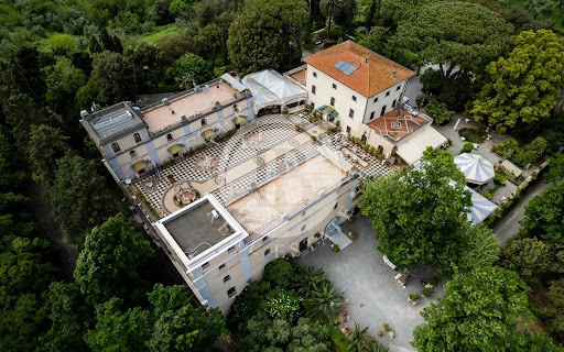 Villa avec jardin et terrasse 5