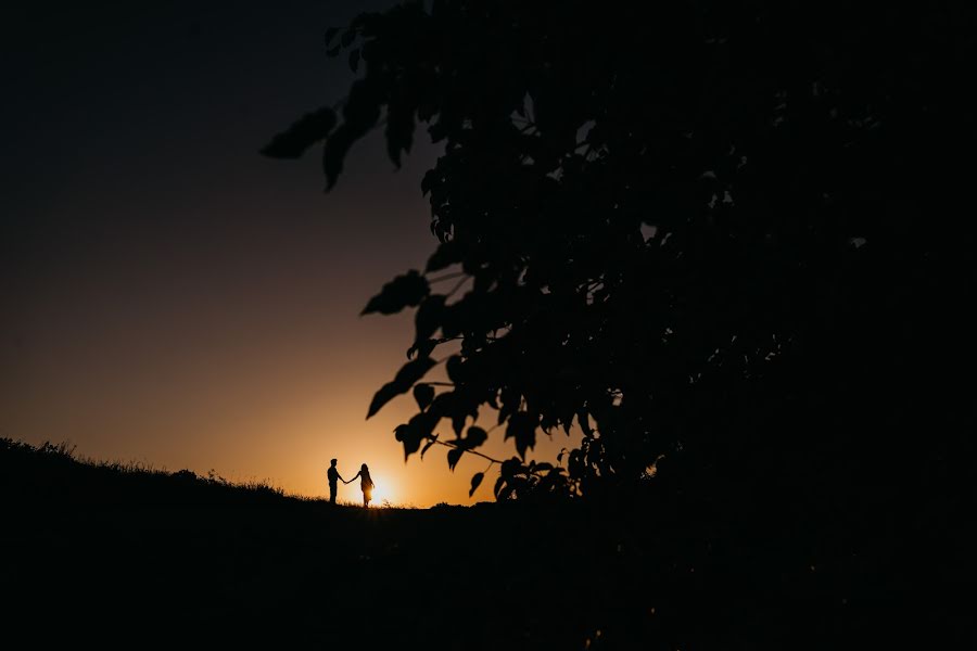 Wedding photographer Alex Italiantsev (italiantsev). Photo of 25 November 2019