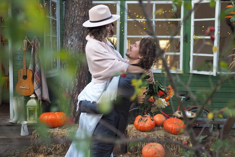 Fotografo di matrimoni Aleksey Komilov (alexcreativeru). Foto del 17 ottobre 2020