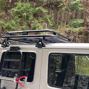 ジムニーシエラ JB74W