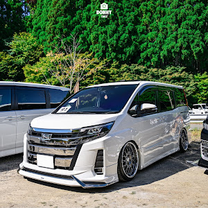 ノア ZRR80W