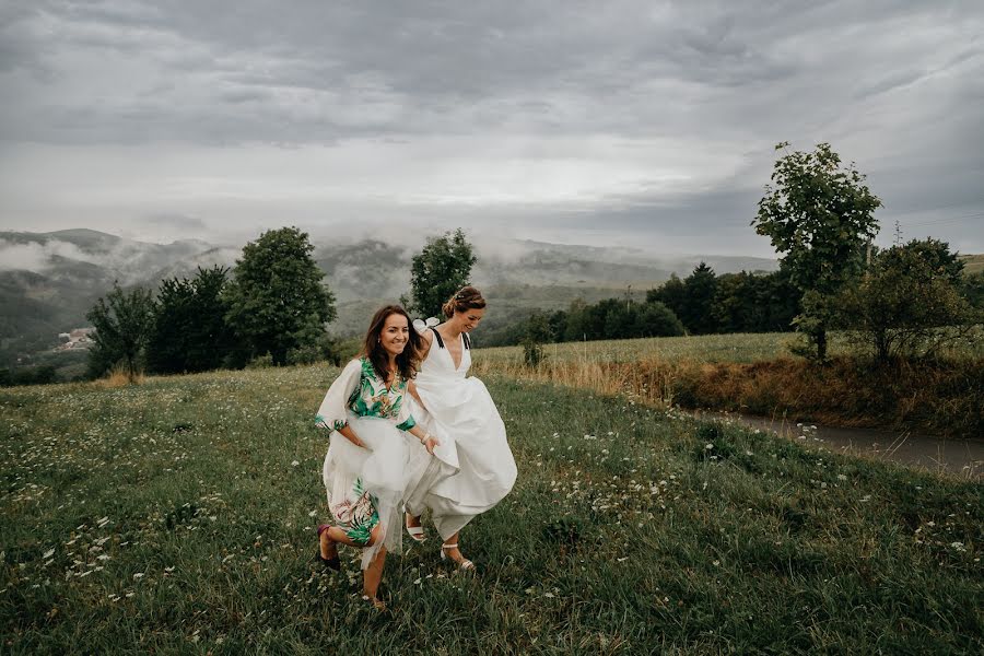 Fotograful de nuntă Kuba Plšek (kubaplsek). Fotografia din 25 august 2022