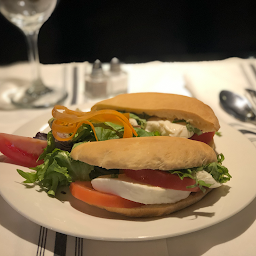 Caprese Sandwich