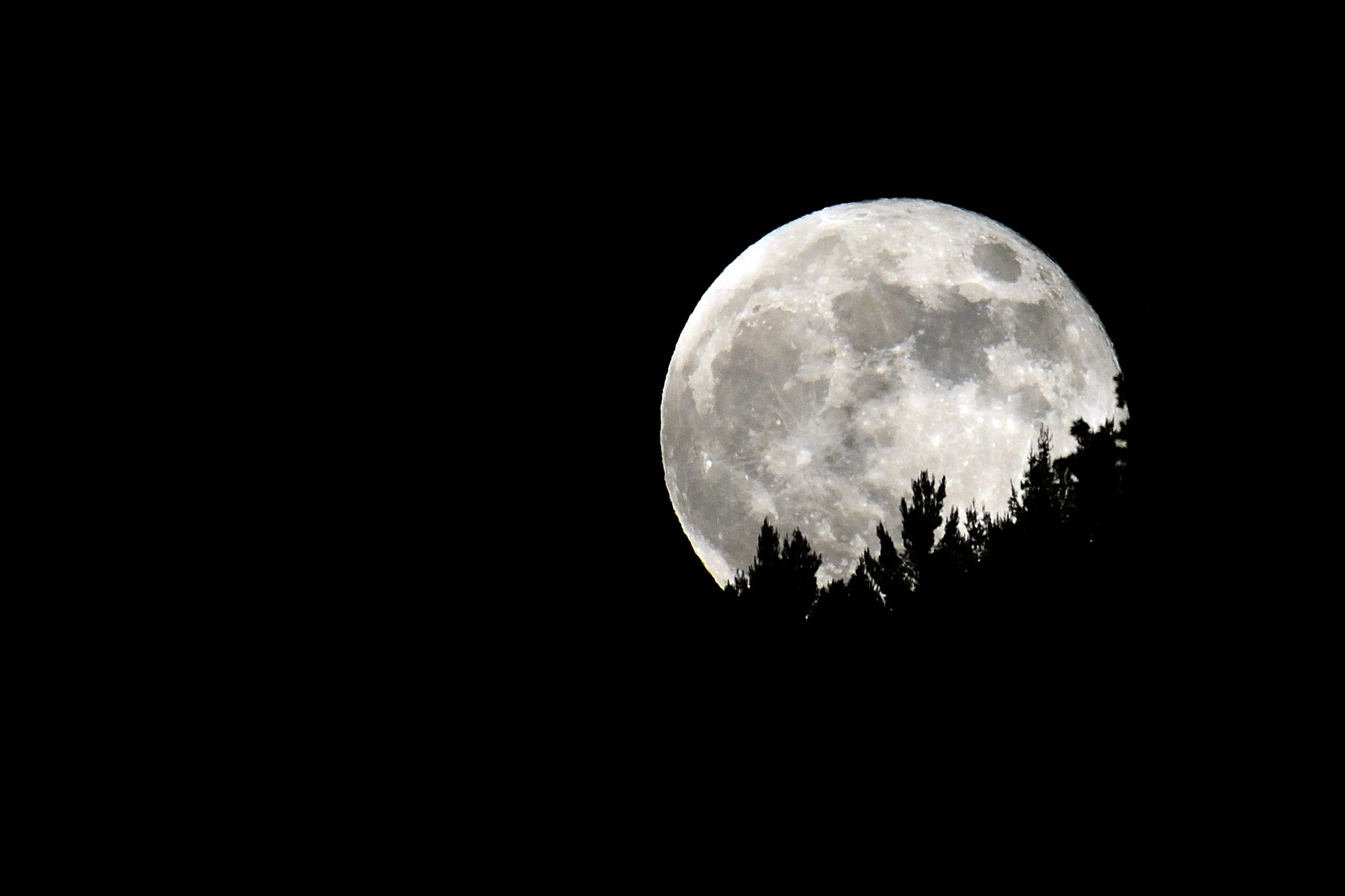 Spunta la Luna dal monte di paolomola