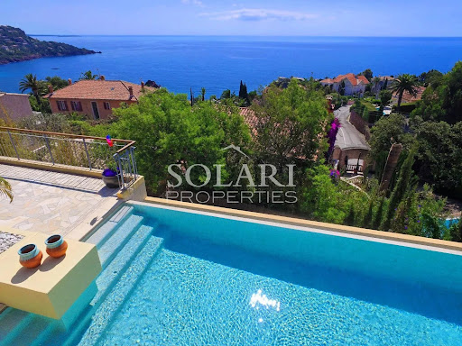 Villa avec piscine 2