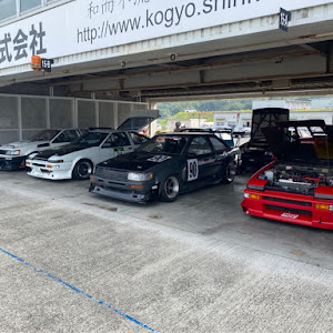 カローラレビン AE86