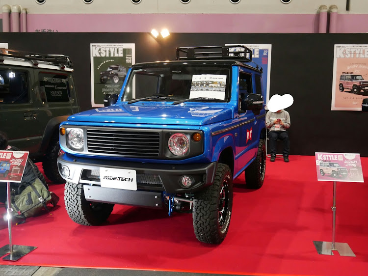 黒井無糖（black）さんが投稿した大阪オートメッセ2020・初恋の車😍・陸上自衛隊ありがとう😁・アゲ系でアゲアゲ、サゲ系でもアゲアゲ😙・マスク😷と手袋👐は必須アイテムに関するカスタム事例の投稿画像15枚目