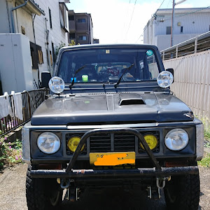 ジムニー JA11V